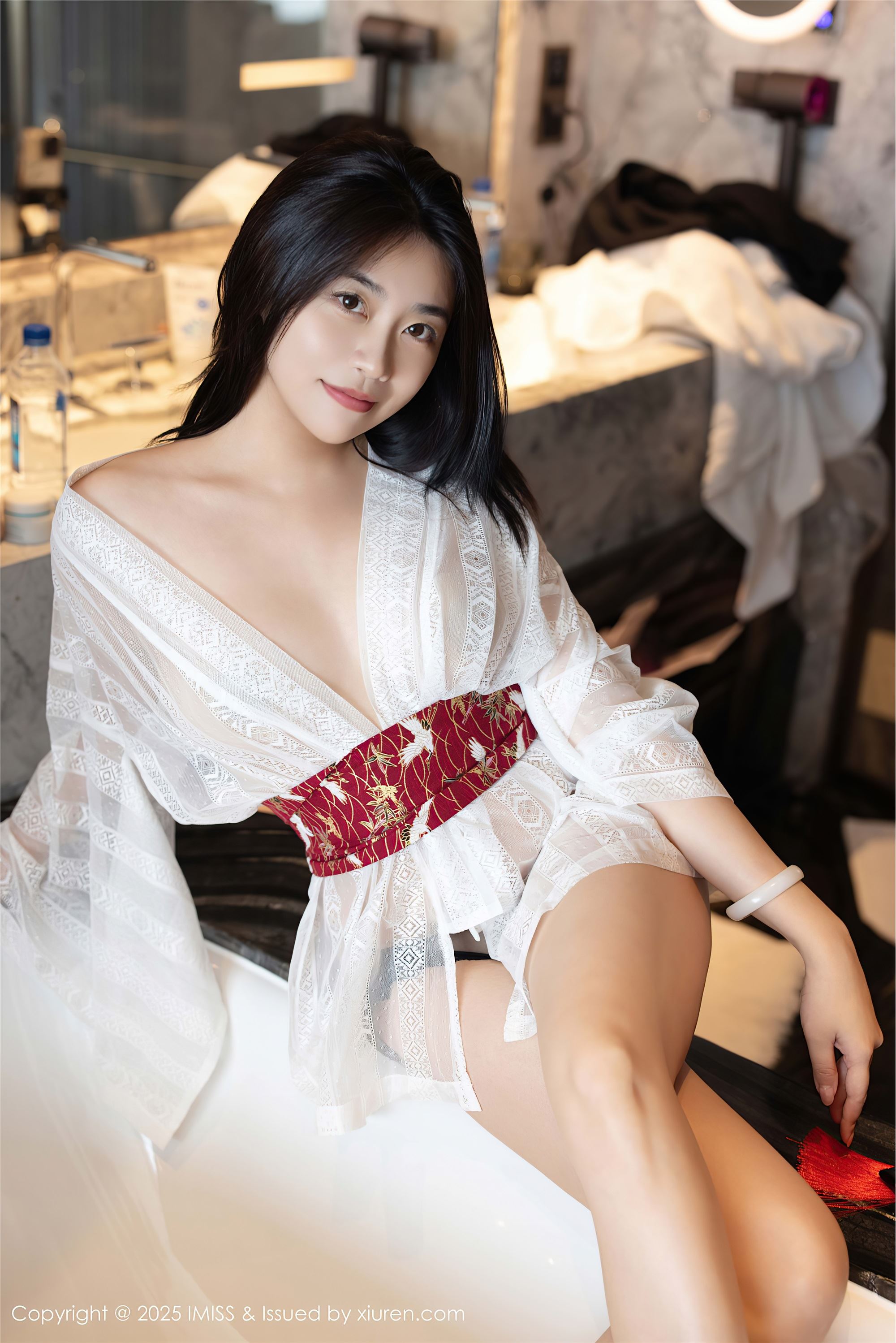 IMiss爱蜜社 2025.08.14 VOL.798 许诺Sabrina